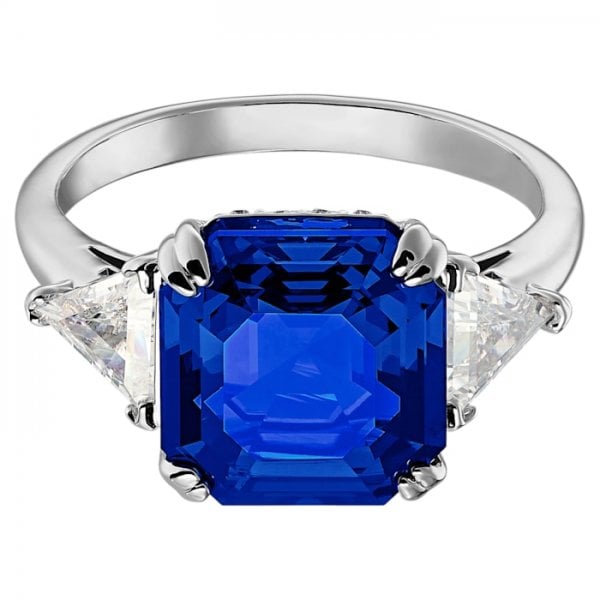 ATTRACT COCKTAIL RING