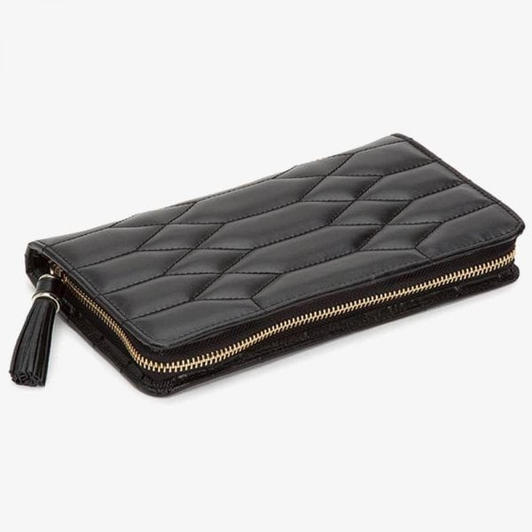 Caroline Black Jewellery Portfolio