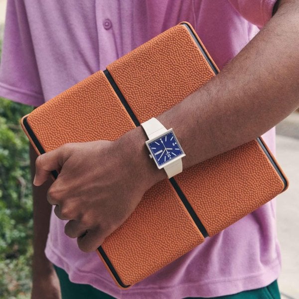 SWATCH What If... Beige?