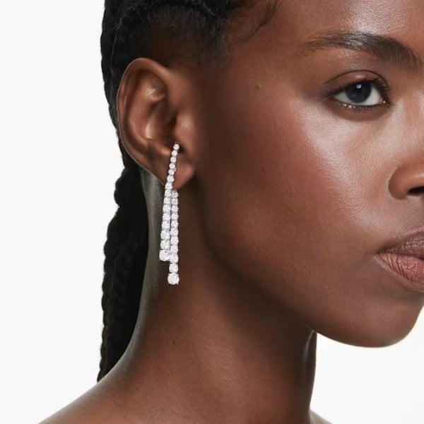 Matrix drop earrings, Gradient of round cuts