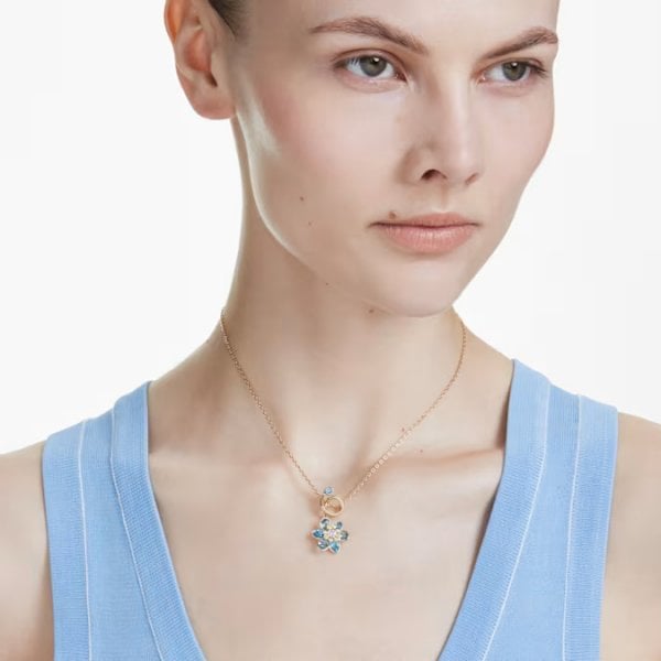 Idyllia pendant, Mixed cuts, Flower, Blue, Gold