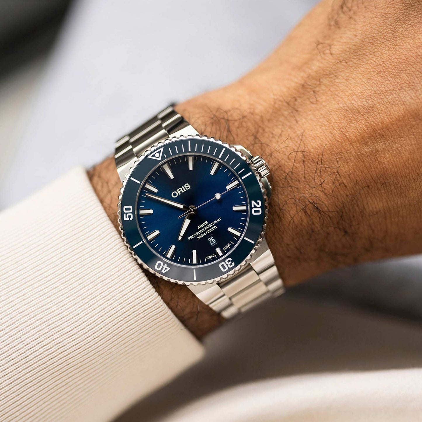Oris Aquis Date 43.5mm Blue
