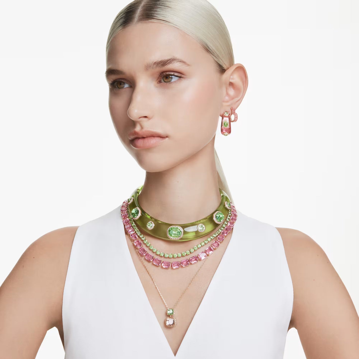 Chroma pendant, Cushion cut, Gold-tone plated