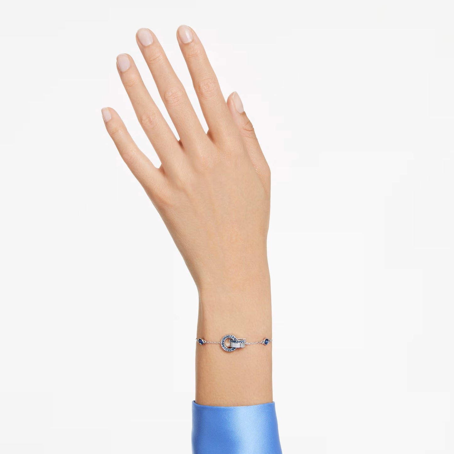 Dextera bracelet, Interlocking loop, Blue, Rhodium plated