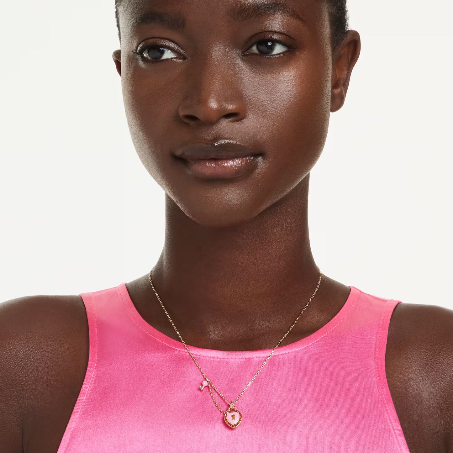 Idyllia pendant, Mixed cuts, Heart, Key, Pink, Gold-tone plated