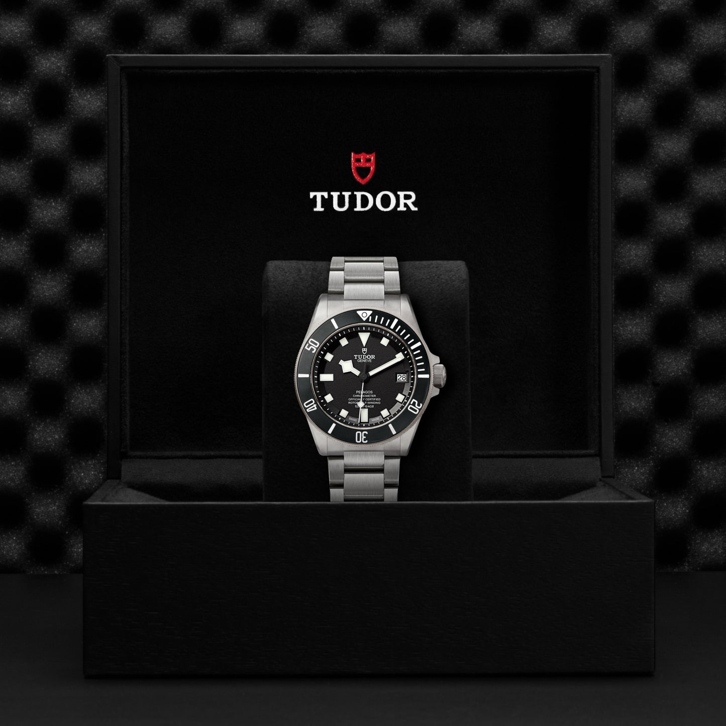 PELAGOS 42mm | Titanium Case Black Dial