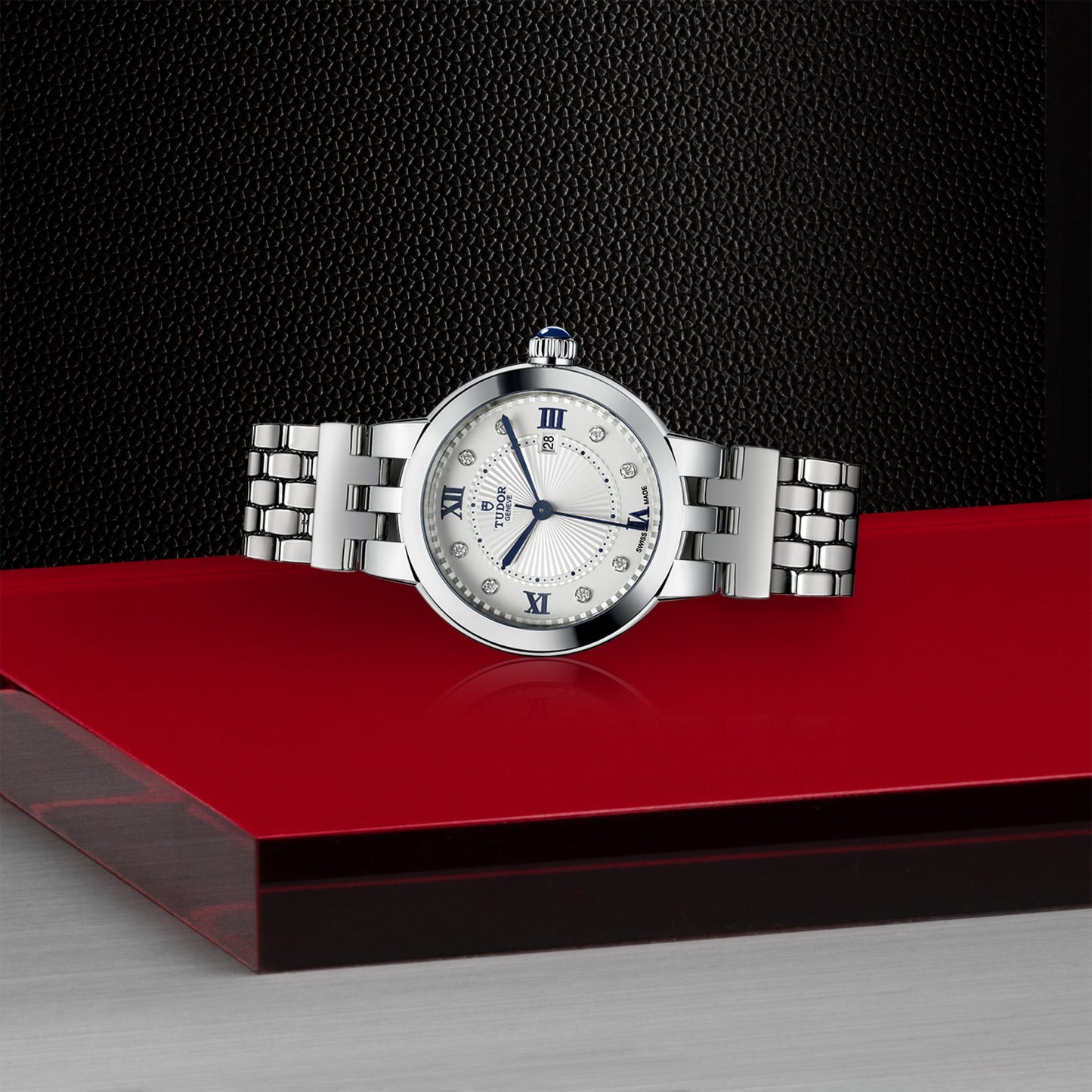 CLAIR DE ROSE 30mm | Steel Case Opaline & Diamond Dot Dial