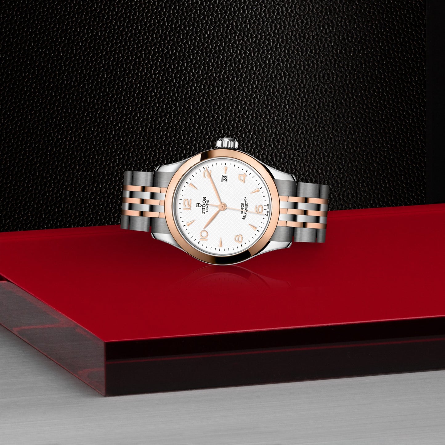 1926 28mm | Steel Case Rose Gold Bezel