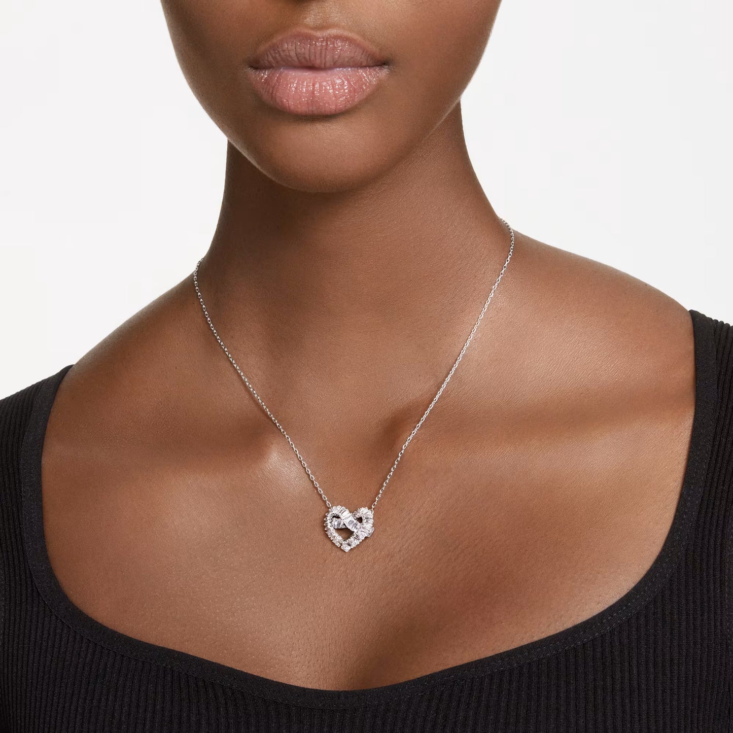 Matrix pendant, Mixed cuts, Heart, White, Rhodium plated