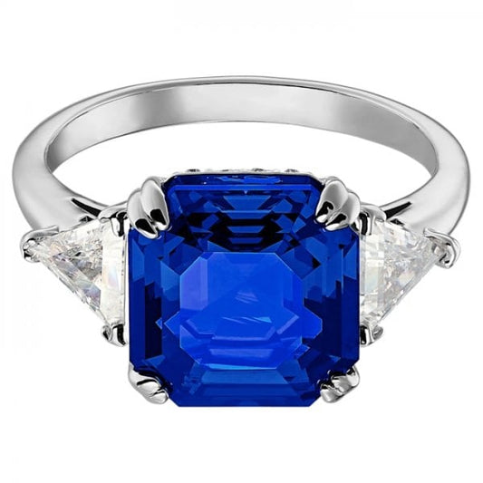 ATTRACT COCKTAIL RING