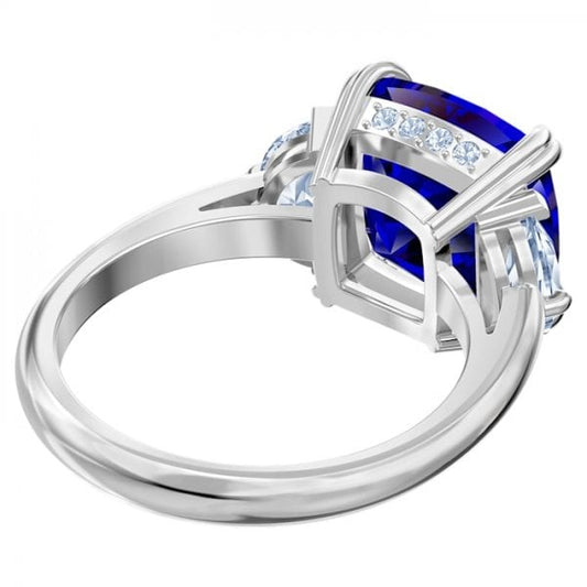 ATTRACT COCKTAIL RING