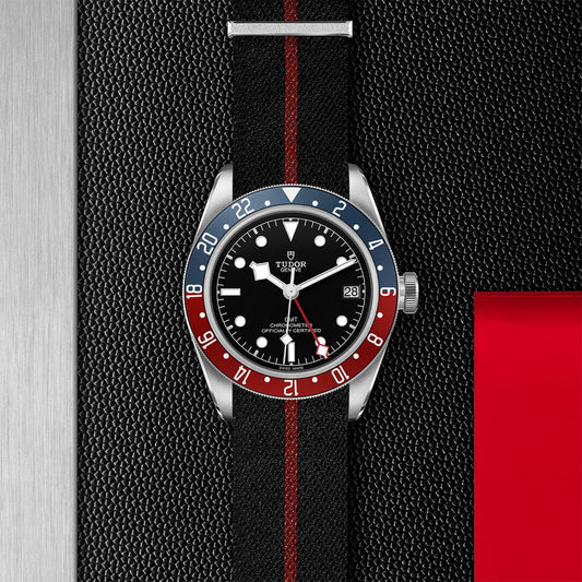 BLACK BAY GMT