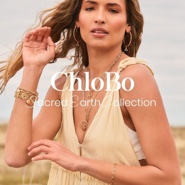 Link Chain Earth Necklace