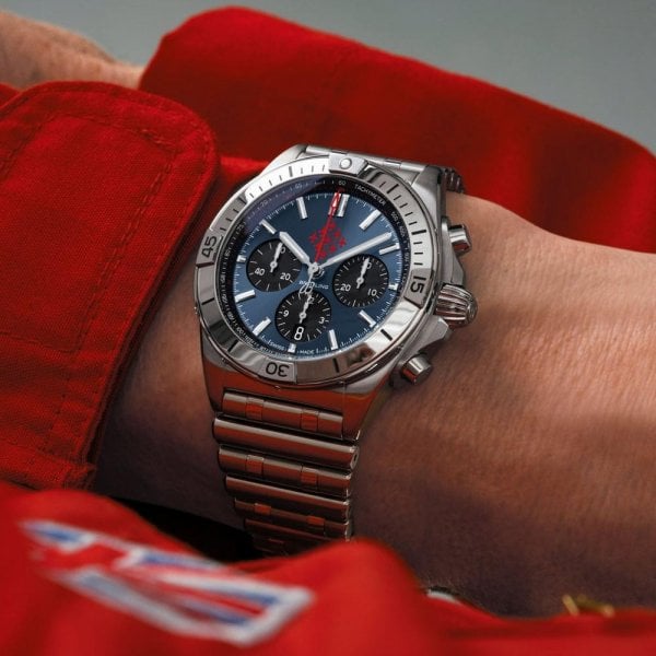 Chronomat B01 Chronograph 42mm The Red Arrows