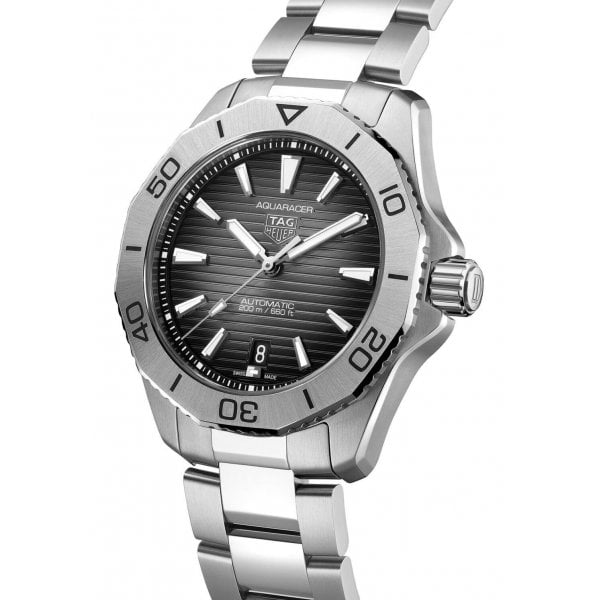AQUARACER PROFESSIONAL 200 DATE