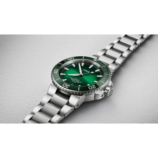 AQUIS DATE CALIBRE 400 43.5MM