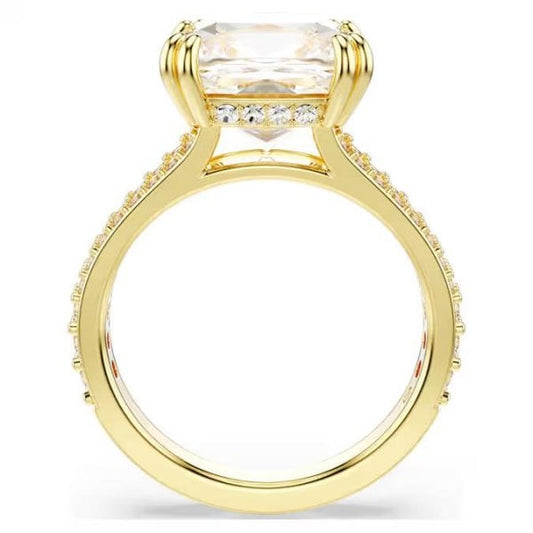 Stilla cocktail ring, Square cut, White, Gold, S58