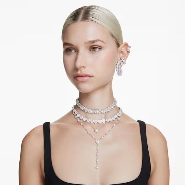 Ariana Grande x Swarovski bracelet, Crystal pearl