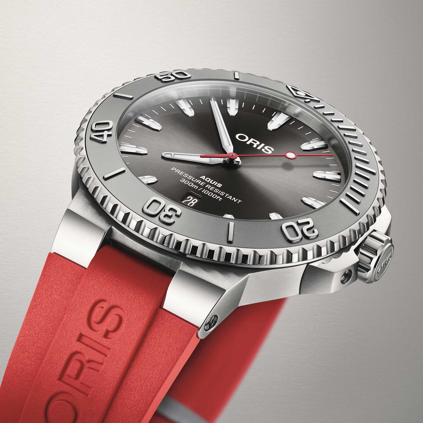 Oris Aquis Date Relief 43.5mm