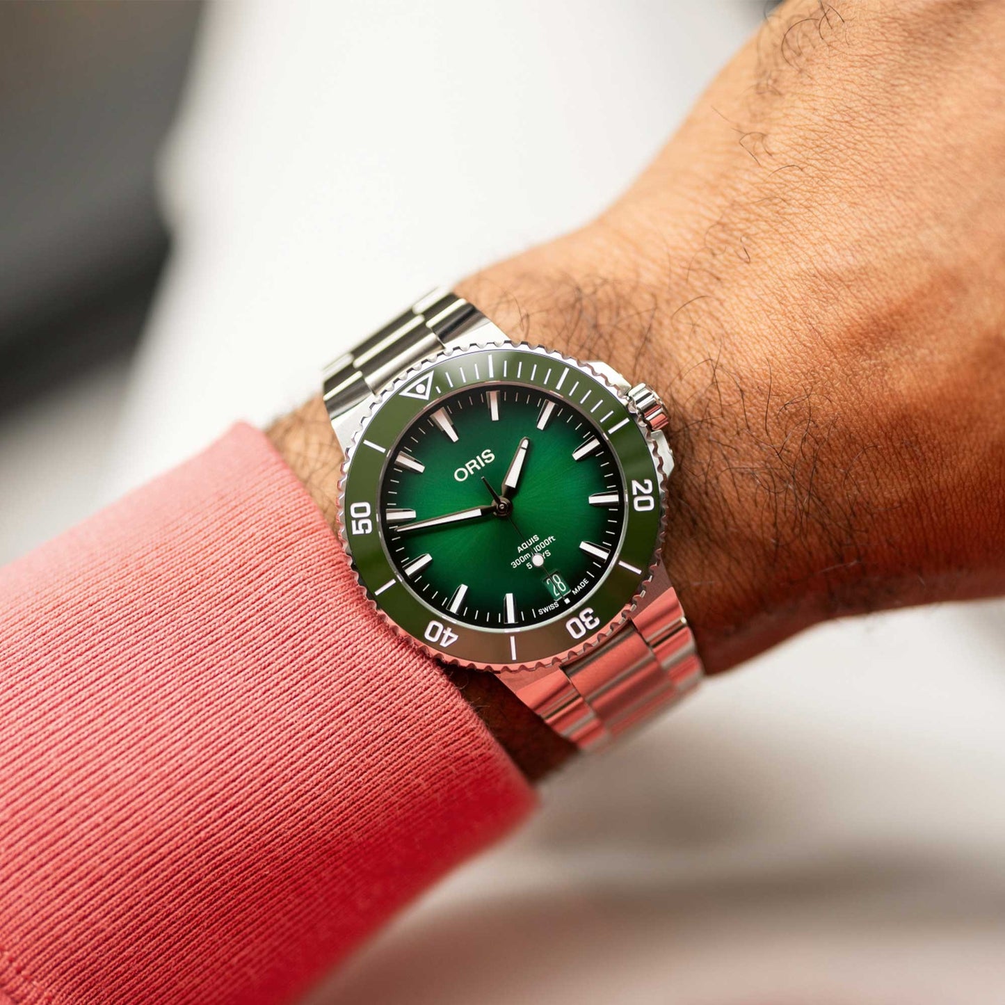 Oris Aquis Date Calibre 400 43.5mm Green