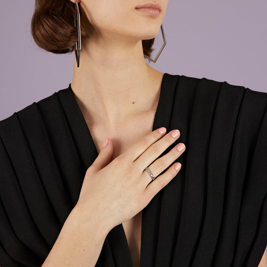 GUCCI 18ct White Gold Icon Heart Ring