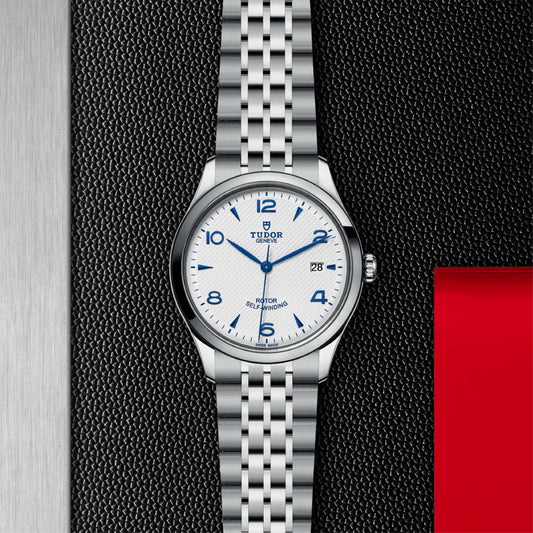 1926 | 39mm Steel with Opaline and Blue Dial