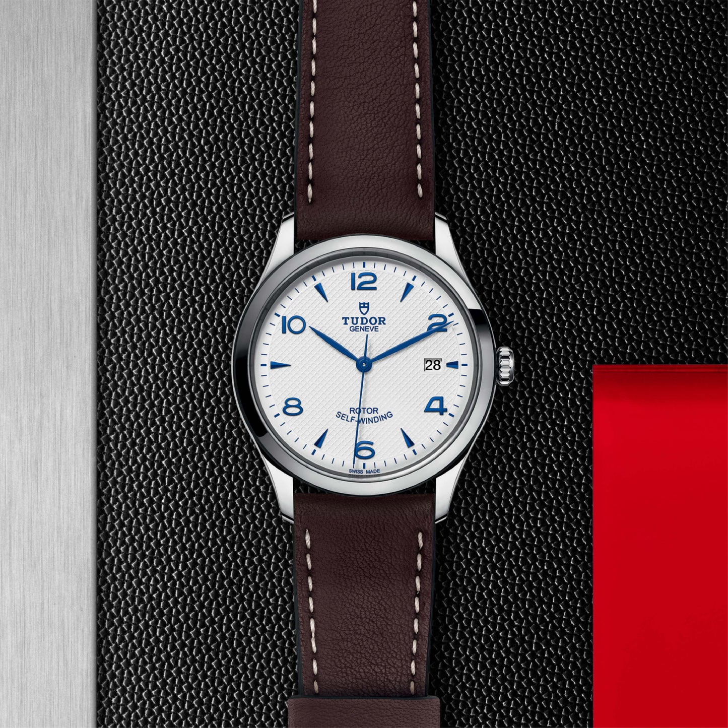 1926 39mm Steel Case Opaline and Blue Dial Watch