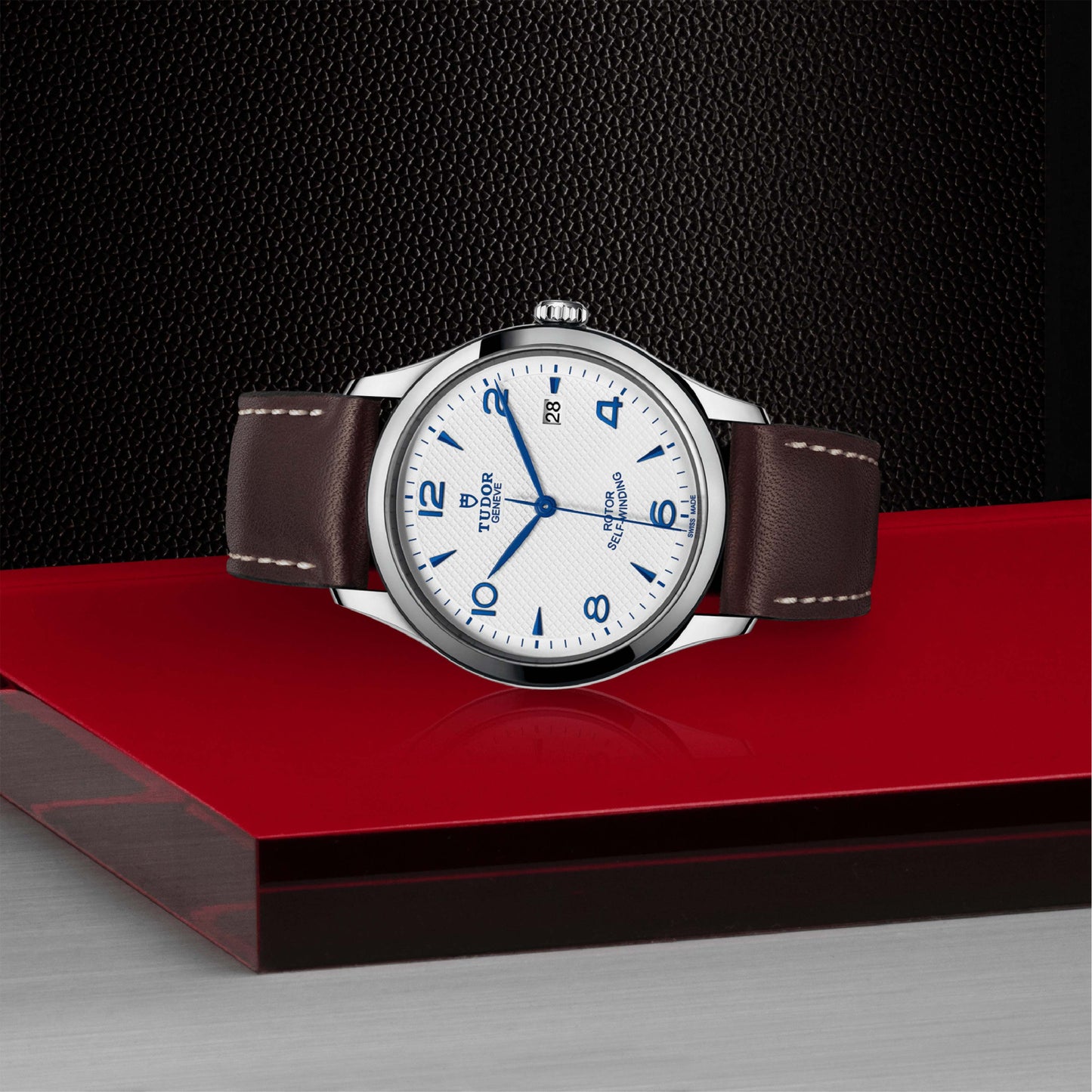 1926 39mm Steel Case Opaline and Blue Dial Watch