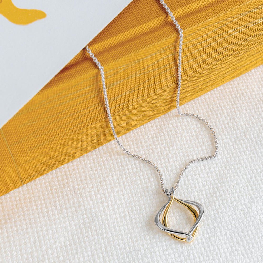 Alicia Golden Petite Necklace