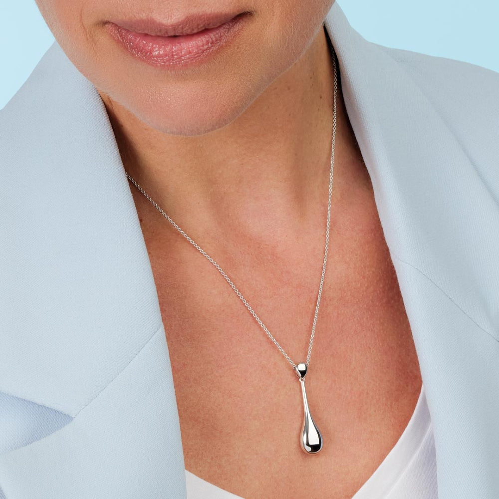 Coast Pebble Smooth Elegant Necklace