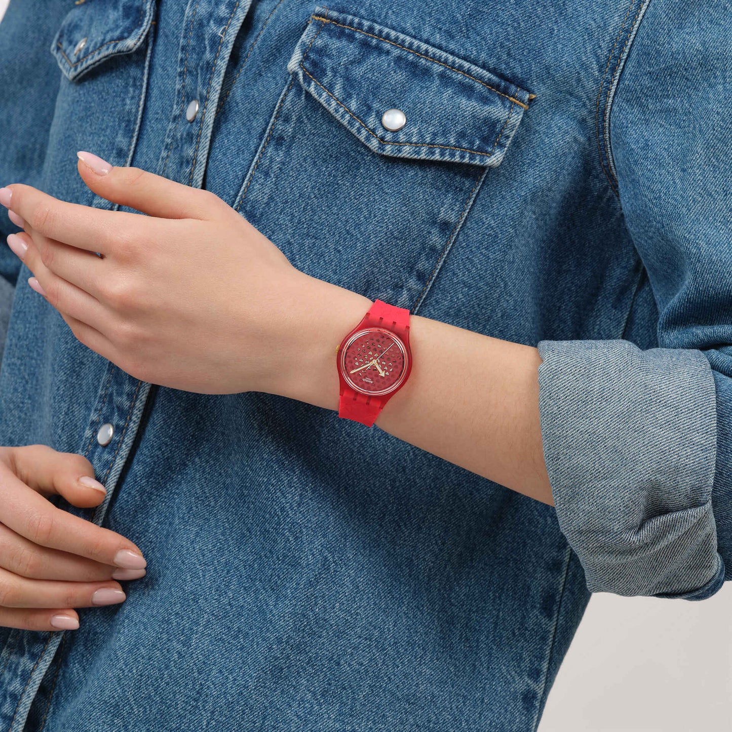 SWATCH Love In Scarlet 34mm