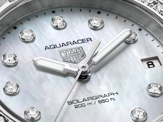 TAG Heuer Aquaracer Professional 200 Solargraph