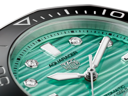 TAG Heuer Aquaracer Professional 300 Date