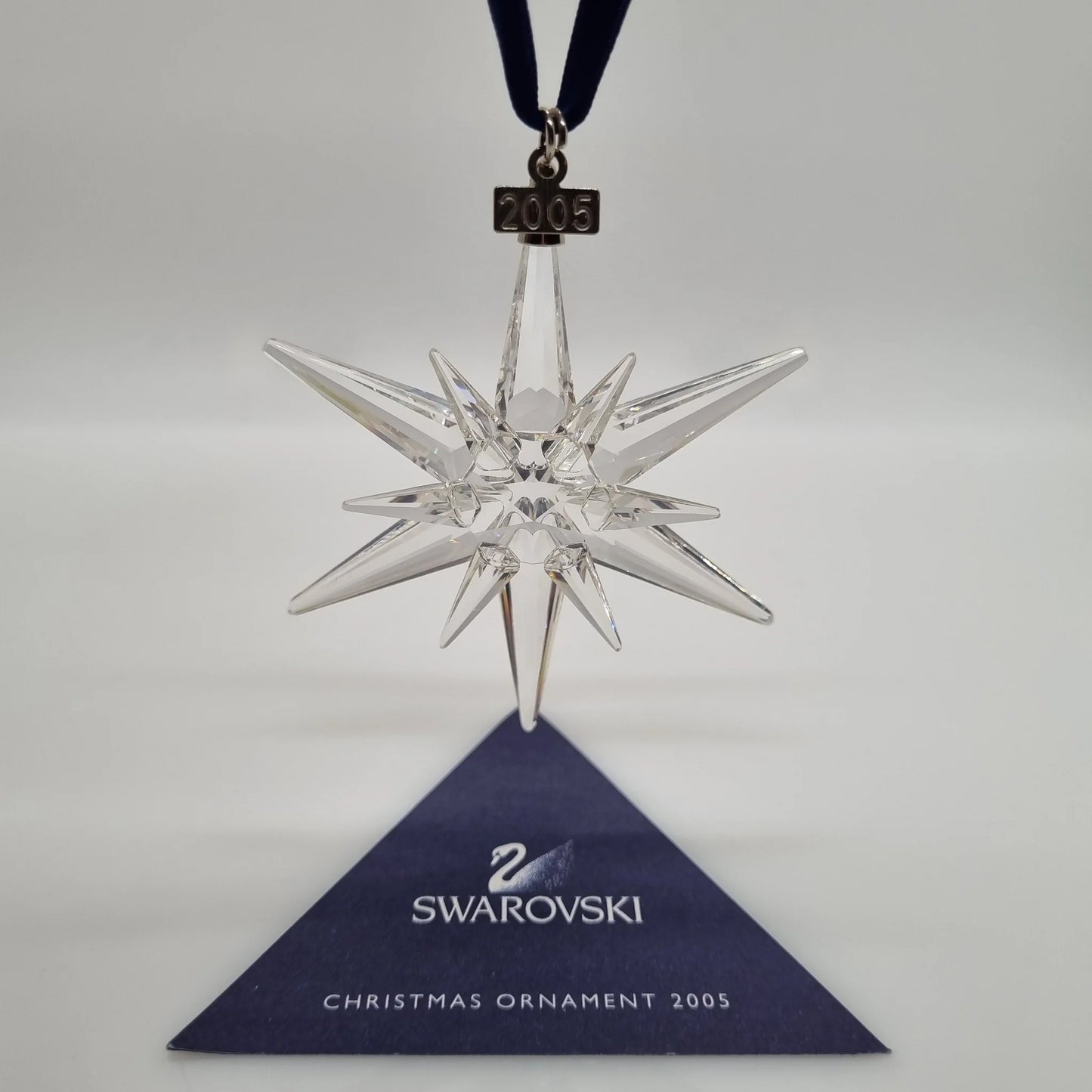 2005 Christmas star ornament