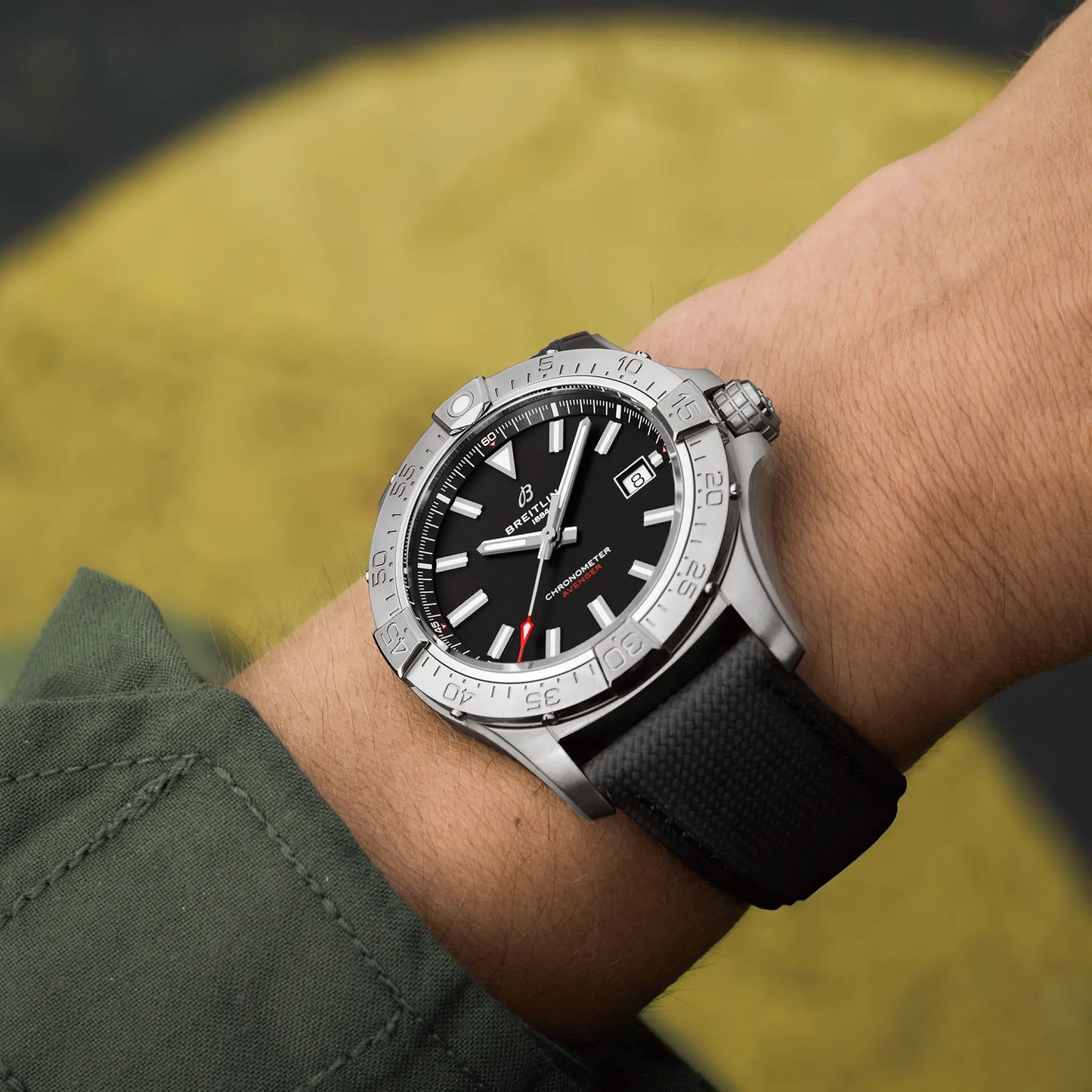 AVENGER AUTOMATIC 42 | 42mm Steel Case Leather Strap