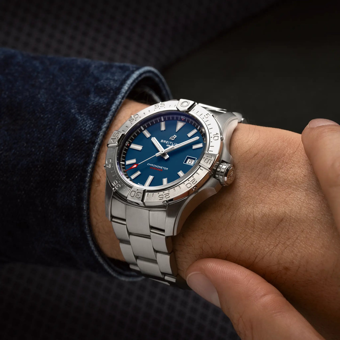 AVENGER AUTOMATIC 42 | 42mm Steel Case Blue Dial
