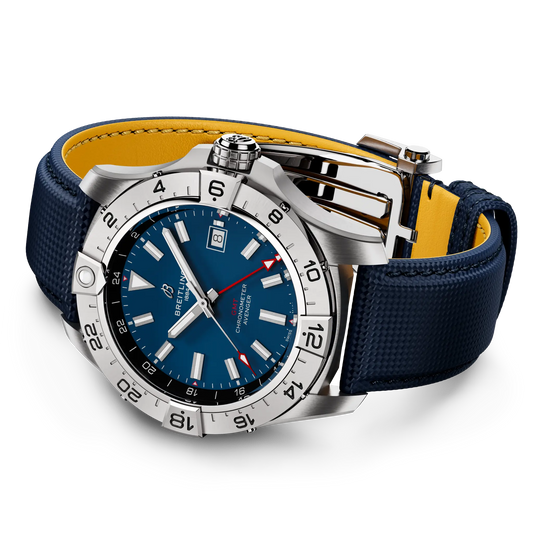 AVENGER AUTOMATIC GMT 44 | 44mm Steel Case Leather Strap