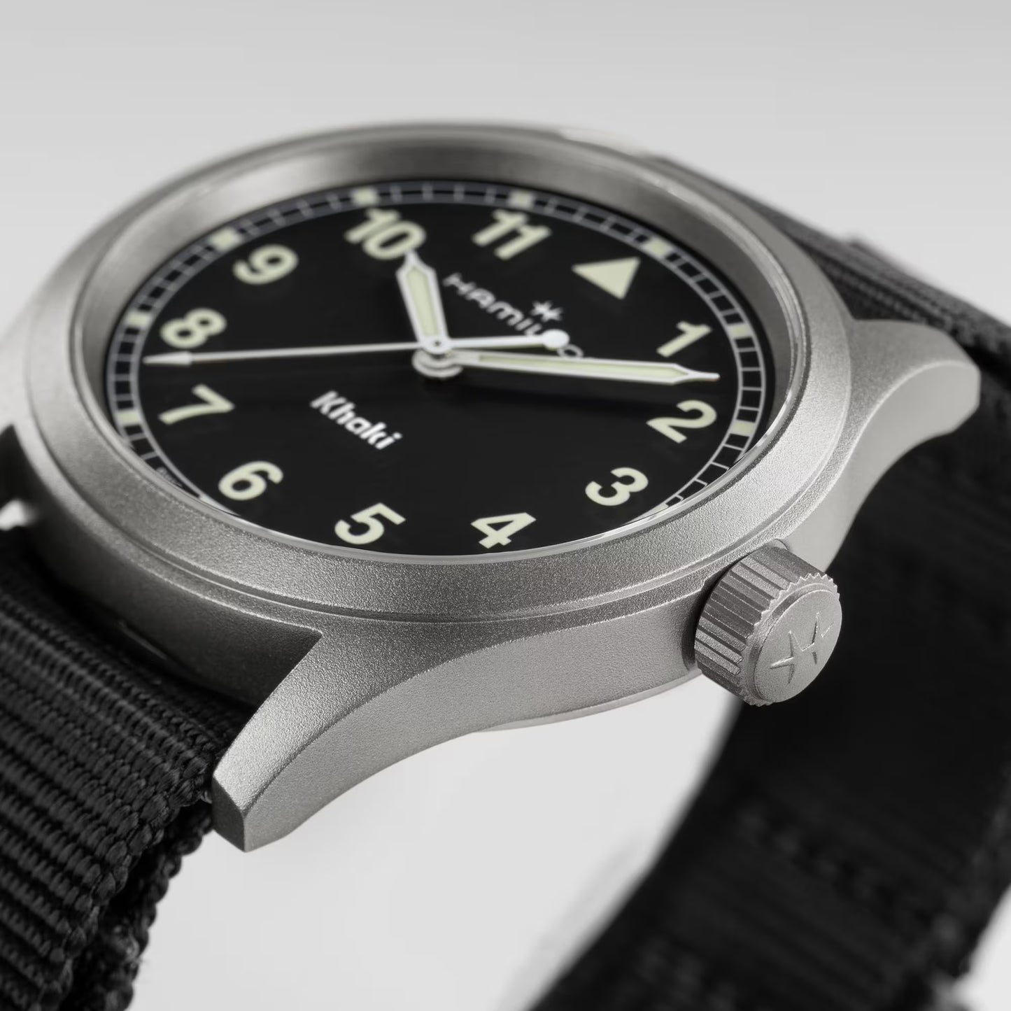 Khaki Field Quartz | 38mm Stainless Steel Black Dial