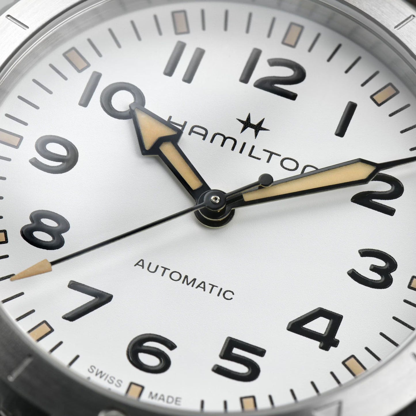 Khaki Field Expedition | 37mm Stainless Steel White Dial