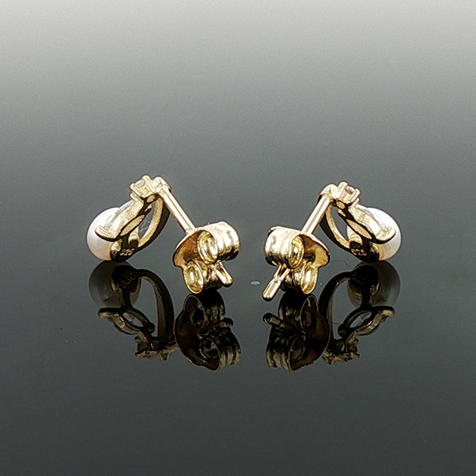 Yellow Gold Plated Sterling Silver Freshwater Pearl & CZ Leaf Earrings