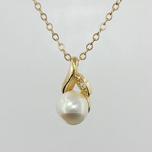 Yellow Gold Plated Sterling Silver Pearl Leaf Design Necklace