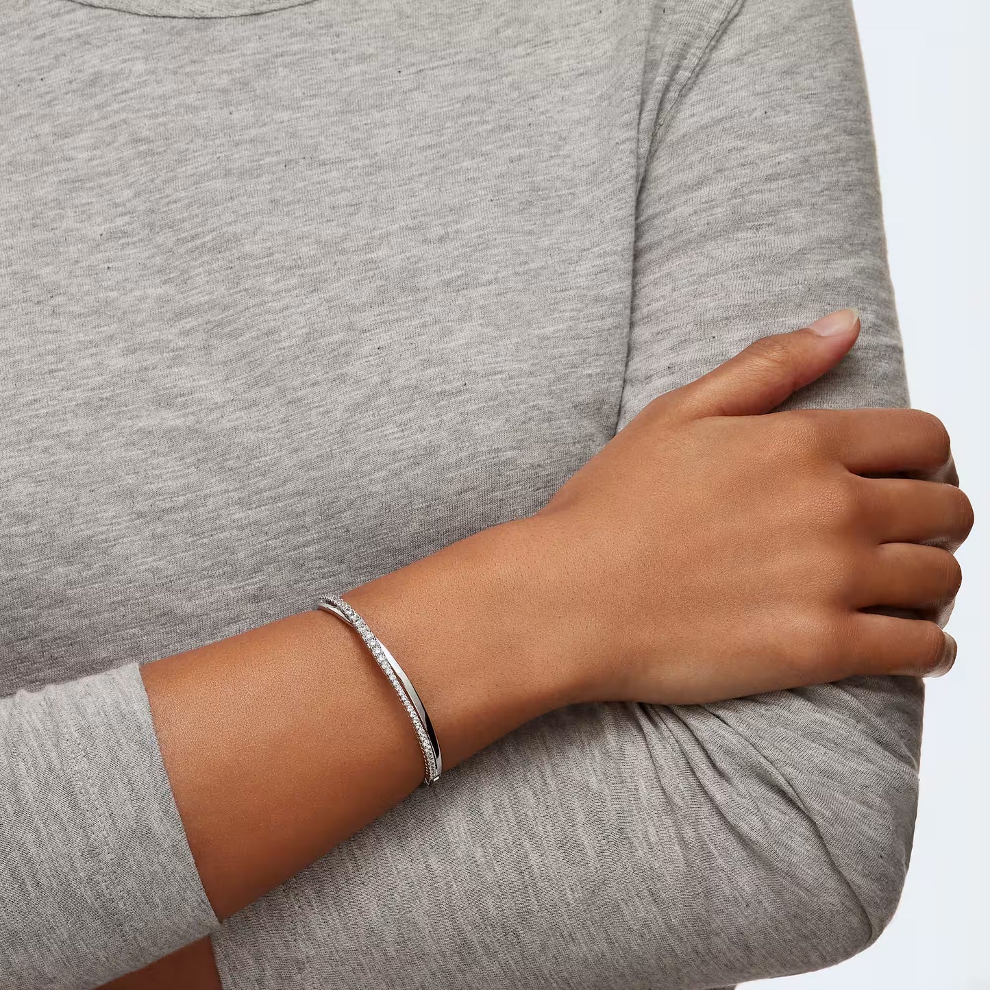 Hyperbola bangle, Round cut, White, Rhodium plated