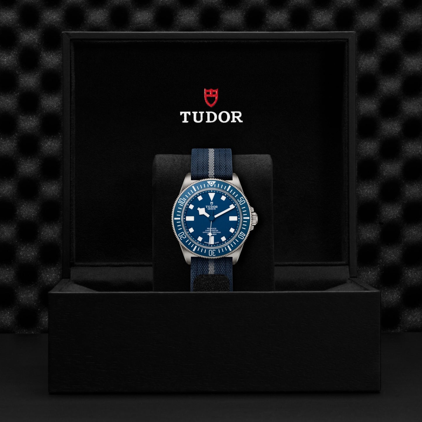 PELAGOS FXD 42mm | Titanium Case Blue Dial