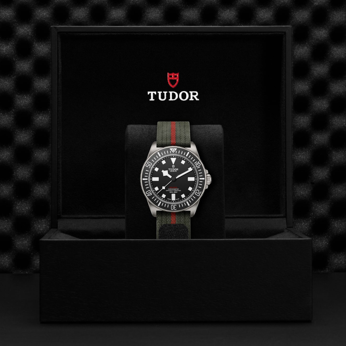 PELAGOS FXD 42mm | Titanium Case Black Dial
