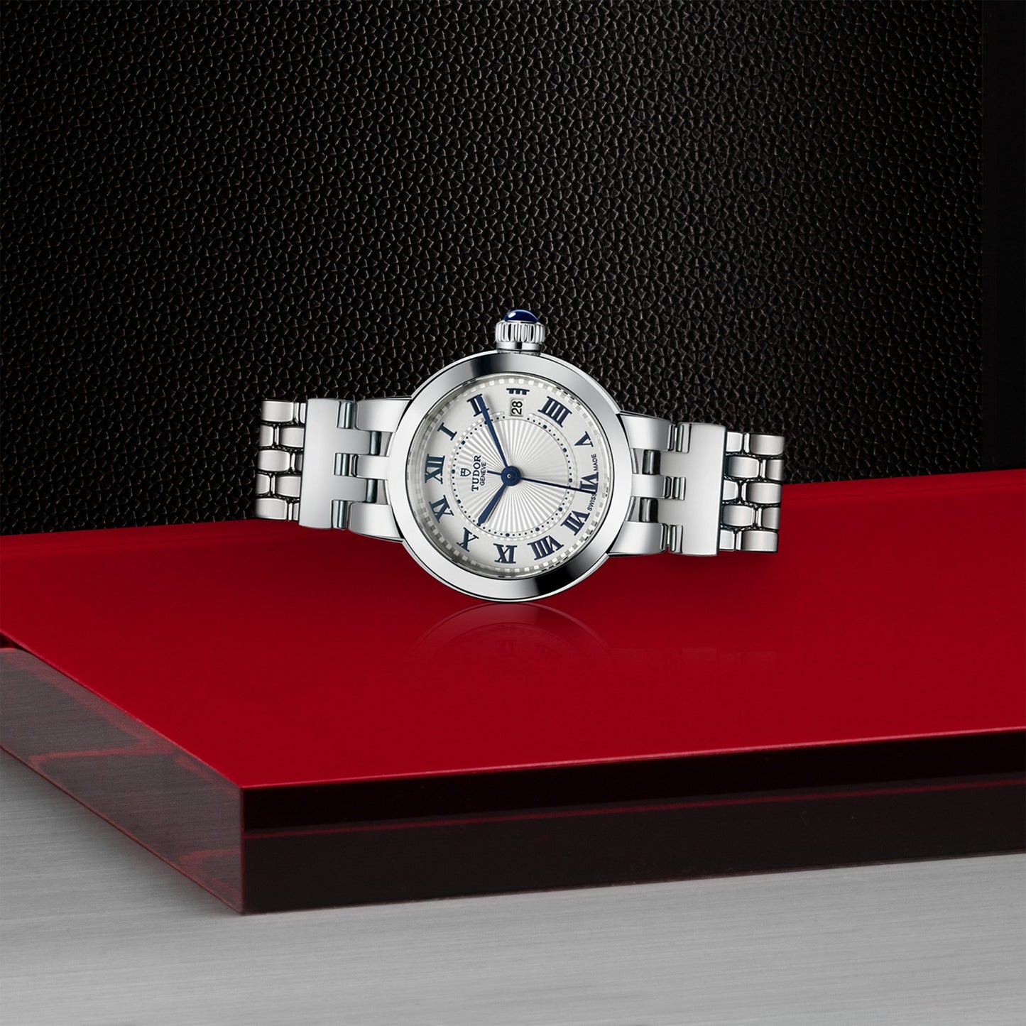 CLAIR DE ROSE 26mm | Steel Case Opaline Dial