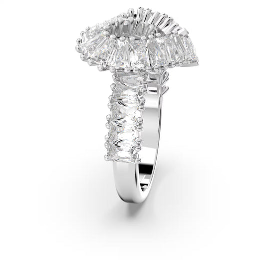 Matrix cocktail ring