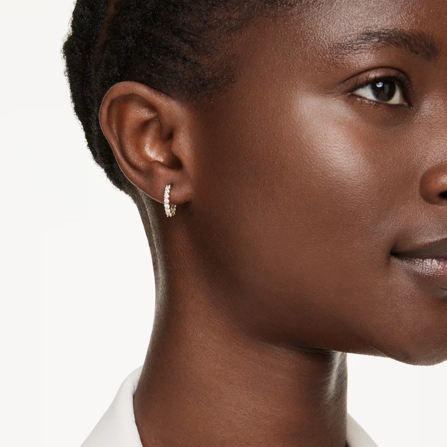 Matrix Vittore hoop earrings, Round cut, White, Gold-tone plated