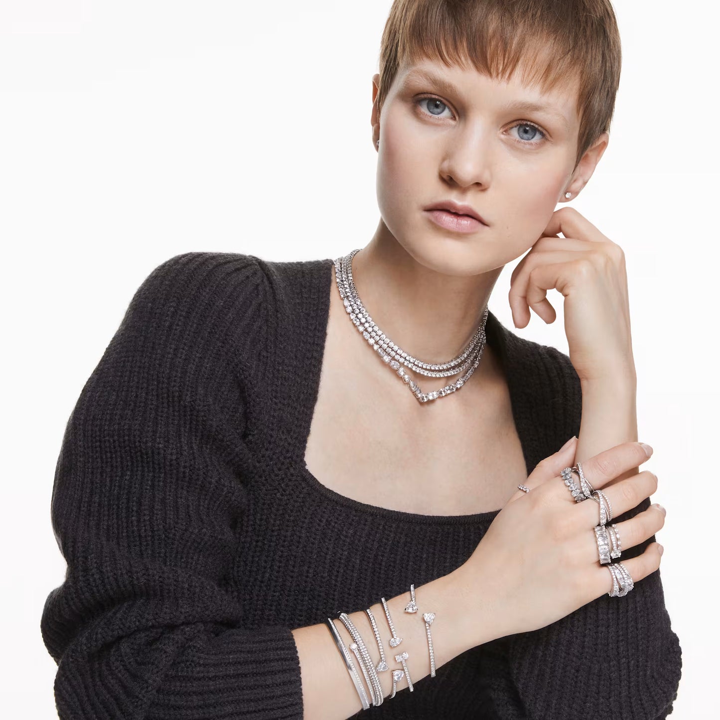 Mesmera bangle, Heart, White, Rhodium plated