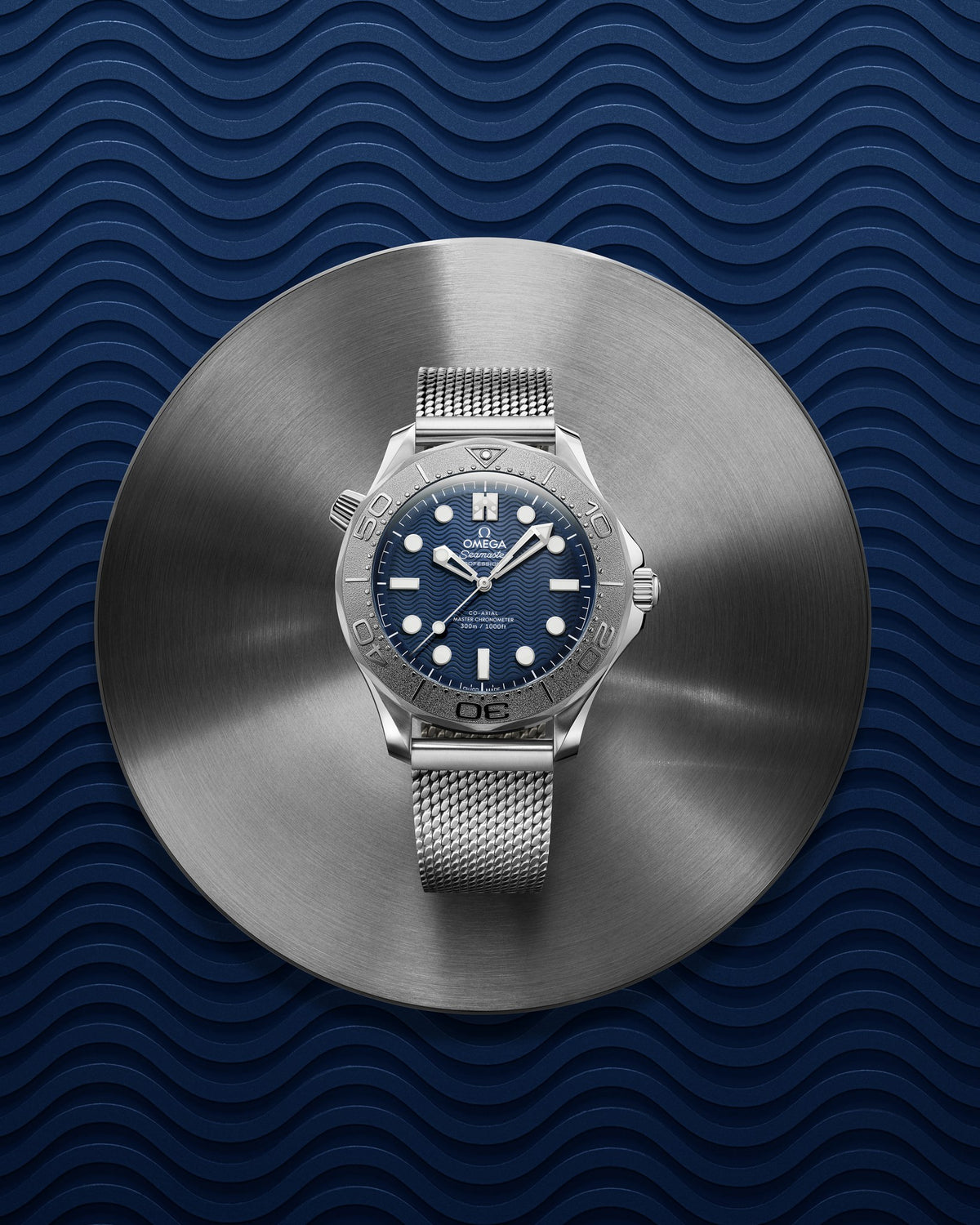 OMEGA Seamaster Diver 300M James Bond 42mm