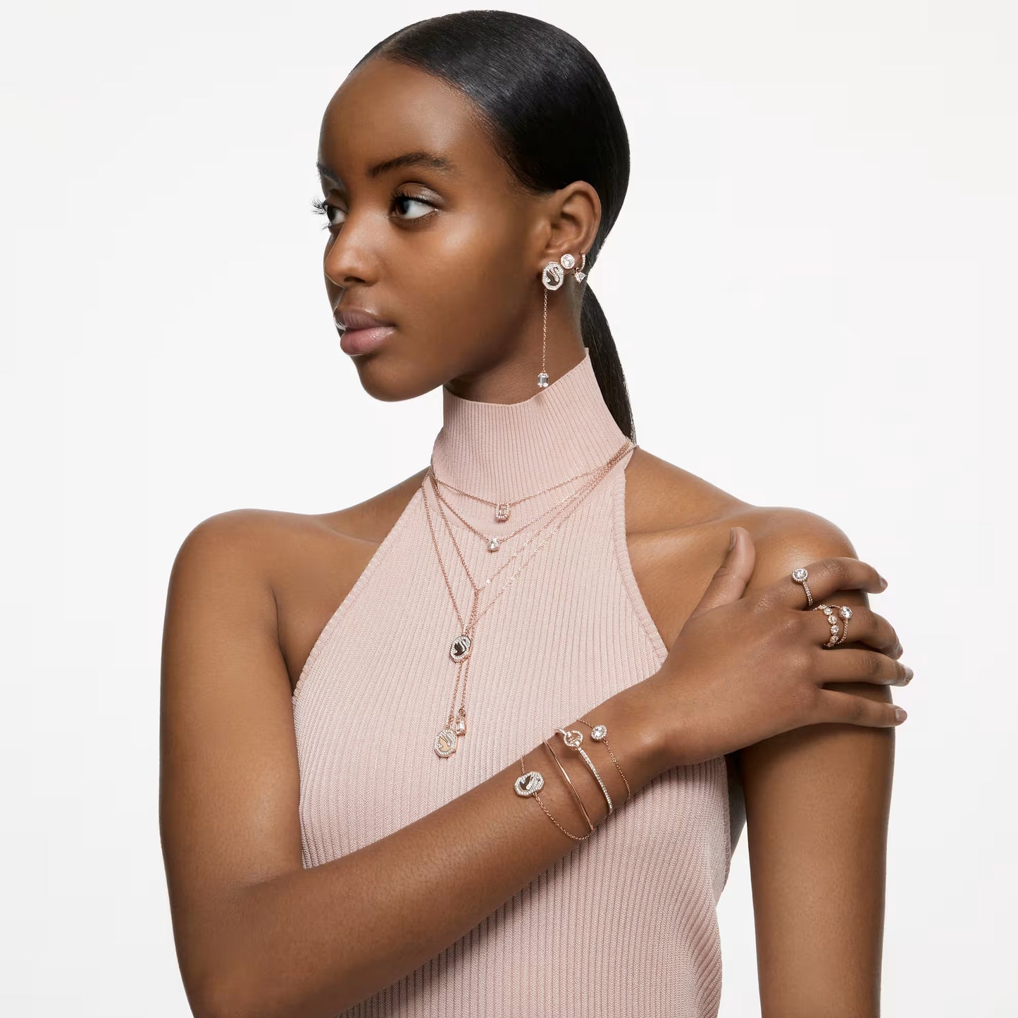 Stilla cocktail ring, Round cut, Pavé, White, Rose gold-tone